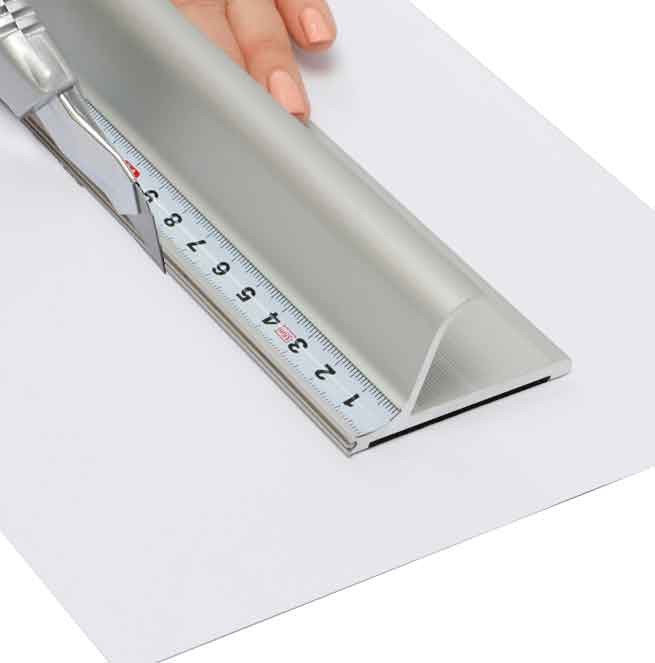 REGLA DE SEGURIDAD PROFESIONAL DE ALUMINIO CON BORDE DE ACERO